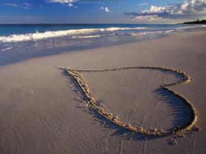 heart-love-ocean-waves